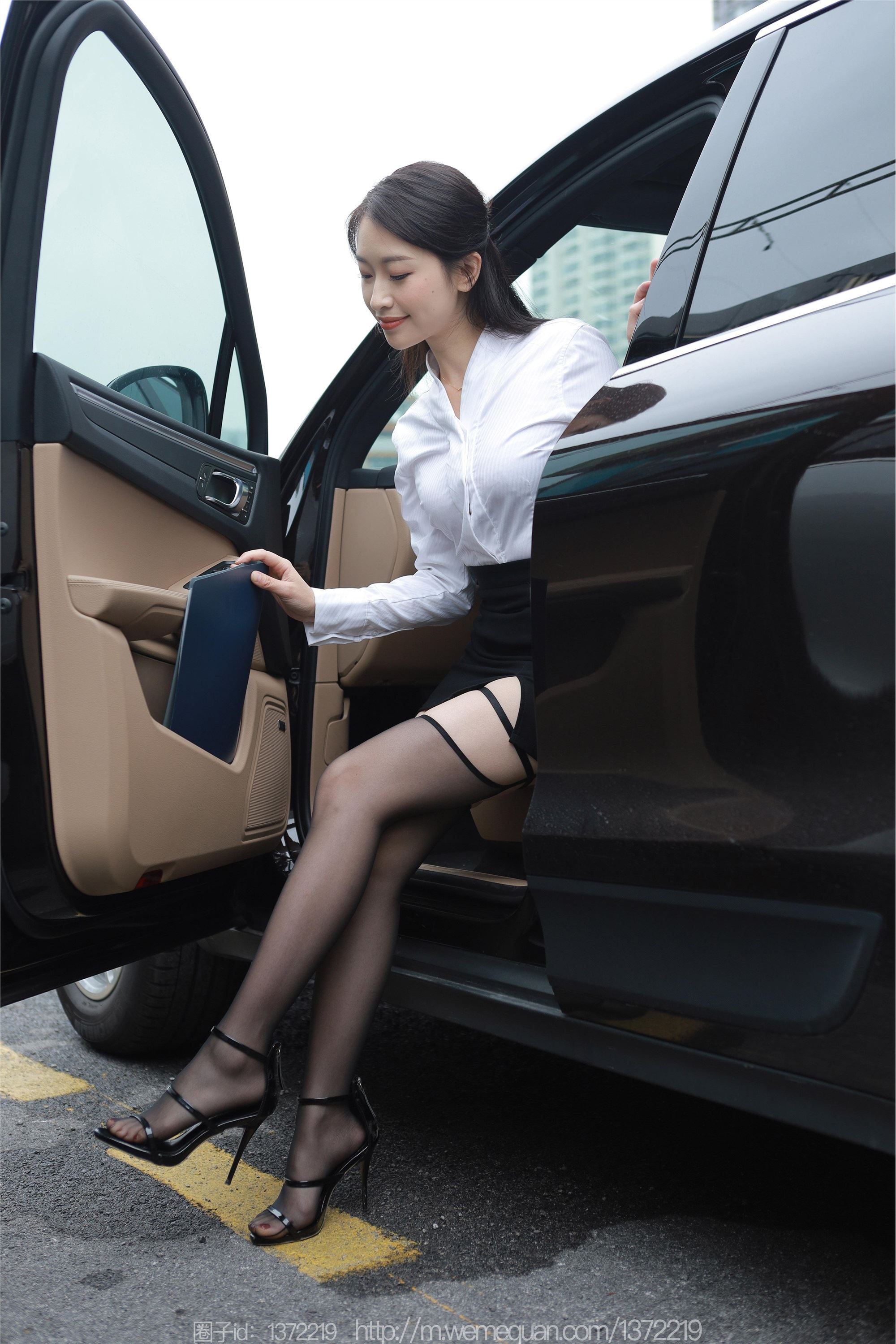 IESS异思趣向  2023.03.18 丝享家 1394 小婕《老板 来啦～》